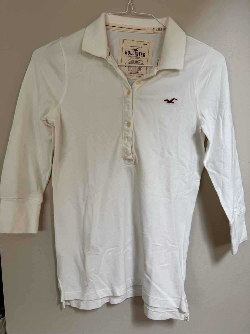 Hollister White 3/4 Sleeve Polo with Maroon Logo